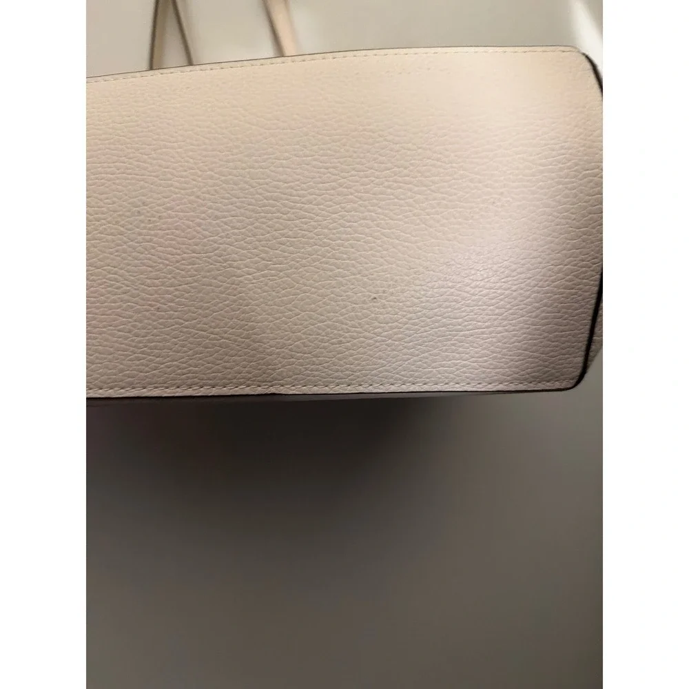 Coach Tote Chalk White Pebbled Leather Shoulder Bag L2273-1671 - Picture 15 of 15